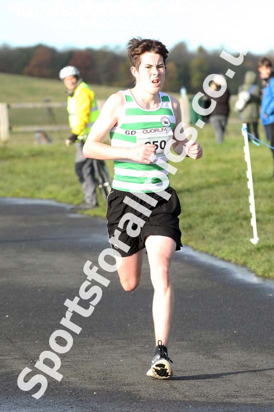 Mens and womens under-17s, Heaton Memorial 10k Road Race, Town Moor, Newcastle.  Photo: David T. Hewitson/Sports for All Pics